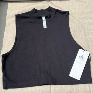 NWT ALO YOGA Kick it Tank XS